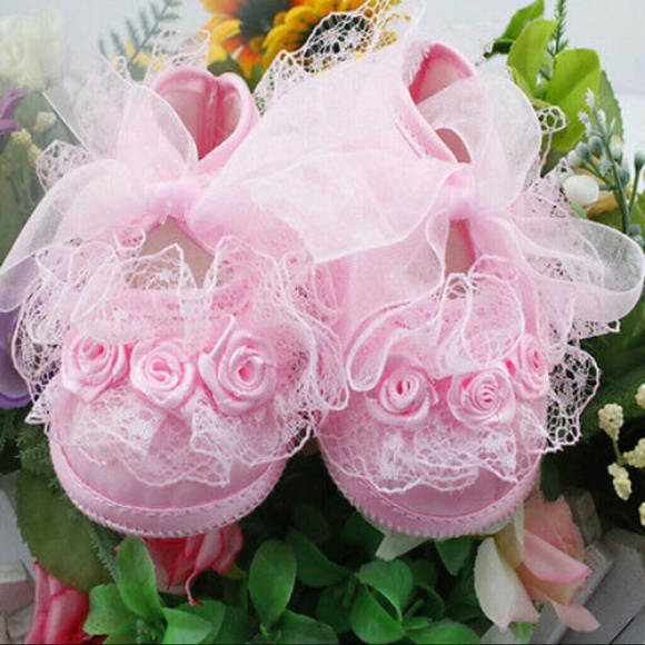 Brand 🆕 Super Cute (2 Pairs Of Babygirl Shoes)❕