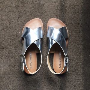 Dirty Laundry Cross-Front Sandals