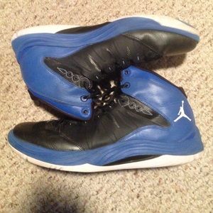 Jordan super flys. Contact me