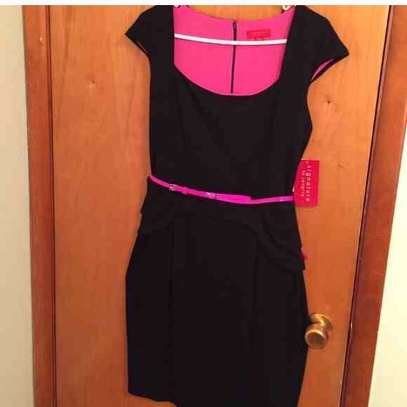 Stretchy black cocktail dress_ reposhing