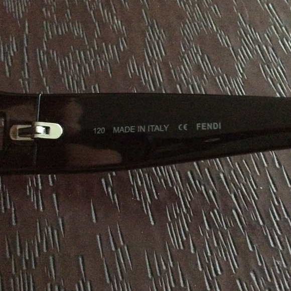 BRAND NEW FENDI'S - Picture 3 of 4