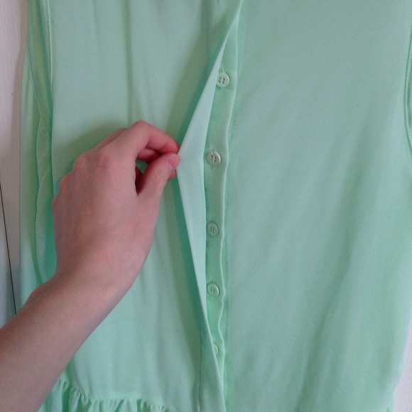 Mint green top - Picture 3 of 3