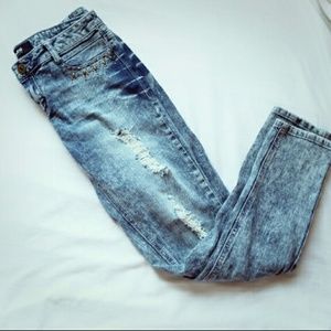 rewash ripped jeans