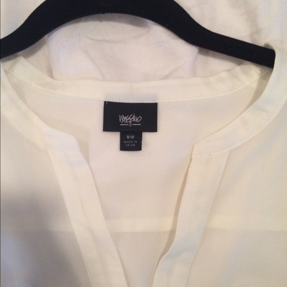 Blouse - Picture 3 of 4