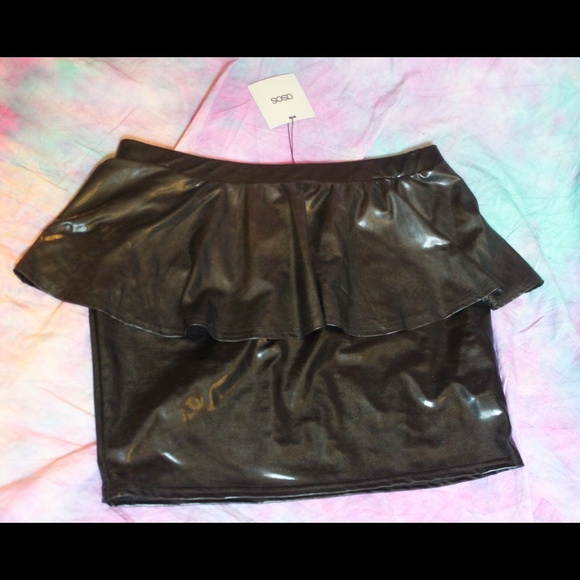 Asos Liquid Wet Leather Look Peplum Mini Skirt 10 - Picture 3 of 3