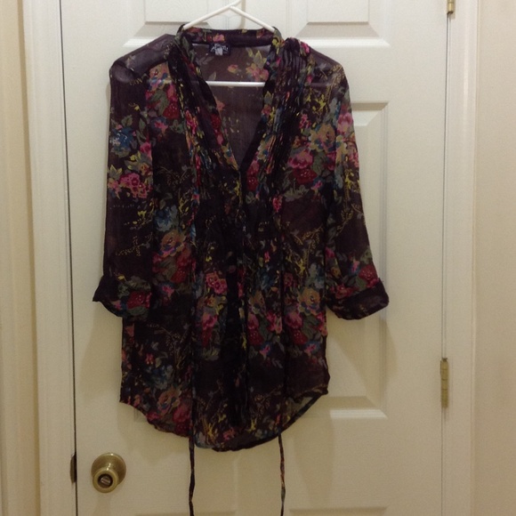 Floral top