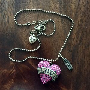 Betsey Johnson heart necklace