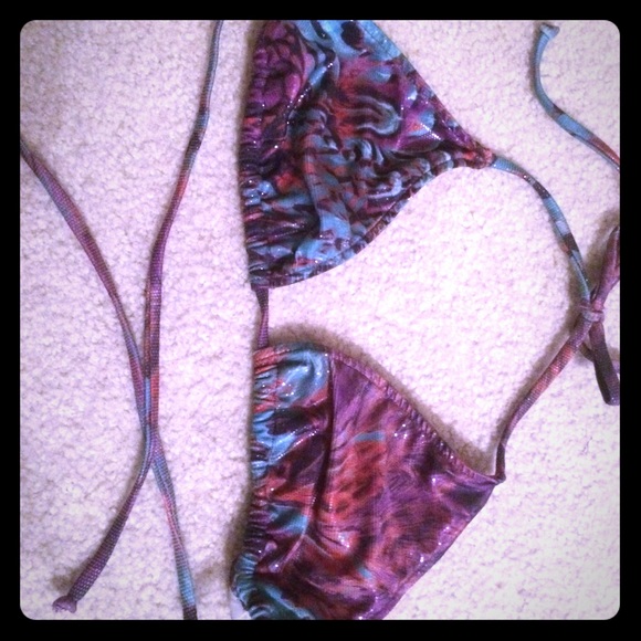 Beach bunny rapture simply irresistible bikini top