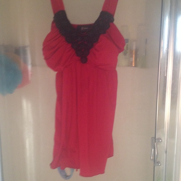 Padded red and black top