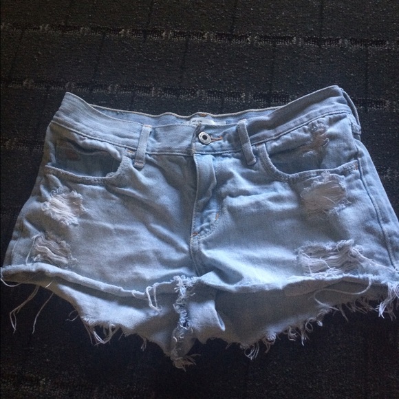 Light wash high rise denim shorts