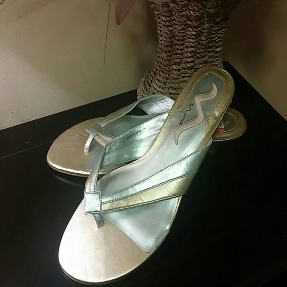 Shoes - Picture 3 of 3
