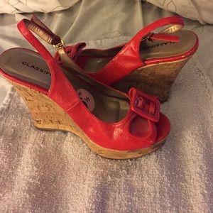 Red wedges