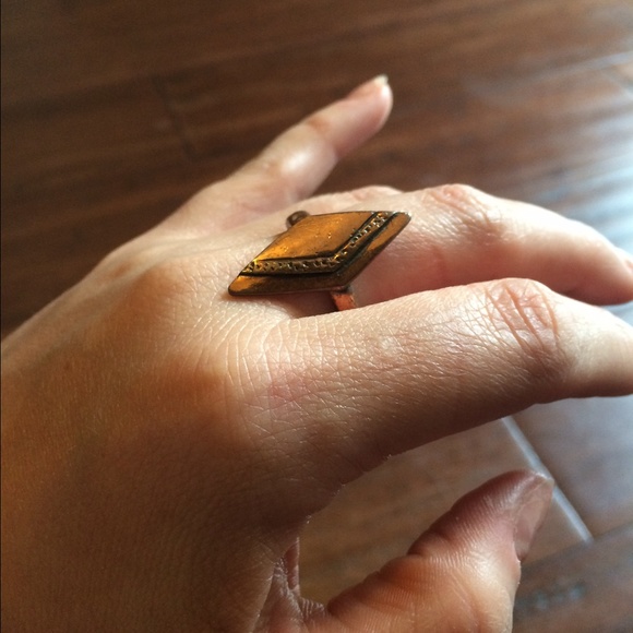 Awesome Copper/Brass Retro, Aztec looking Ring... - Picture 2 of 3