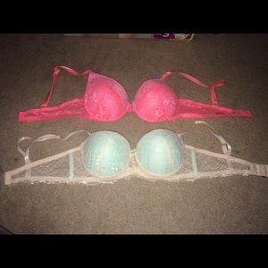 2 bundle deal bras!