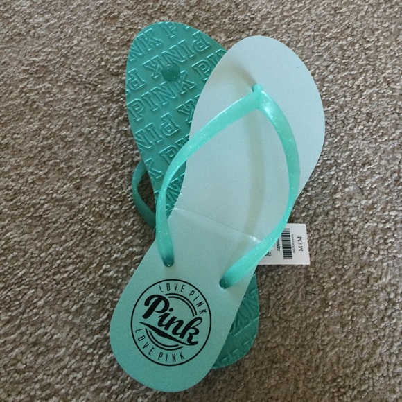 VS Pink flip flops