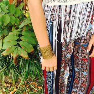 Gold adjustable bracelet