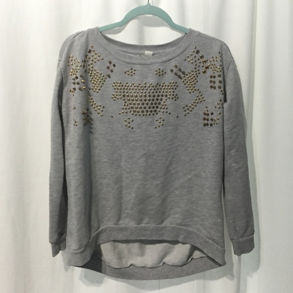 Gray High-Low Studded Top
