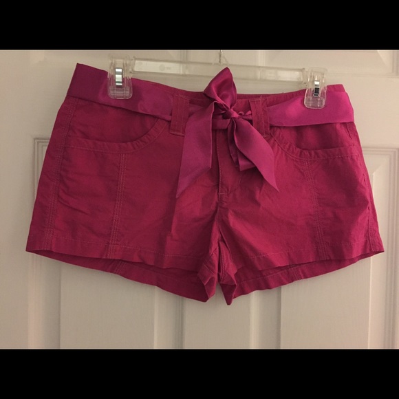 Express Other - 🎀 BNWOT Express Shorts in Fuchsia size-4