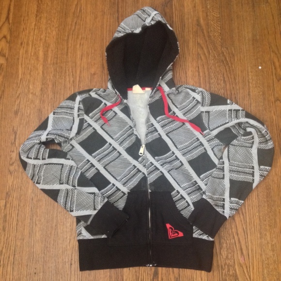Roxy Outerwear - Roxy Zip Hoodie - M Roxy Outerwear - Roxy Zip Hoodie - M