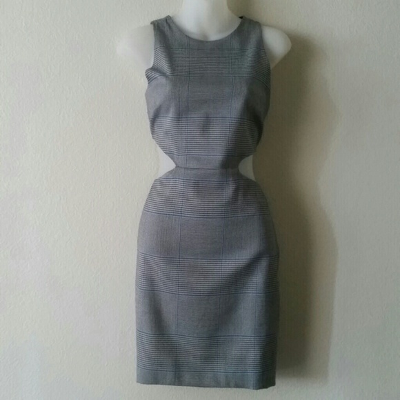 ***FLASH SALE TONIGHT ONLY!!***Naven Dress - Picture 2 of 4
