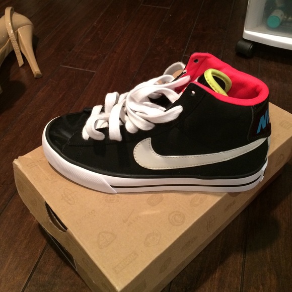 Nike high top sneakers