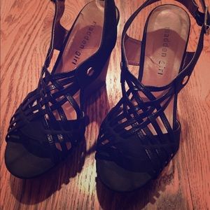 Madden Girl Wedges