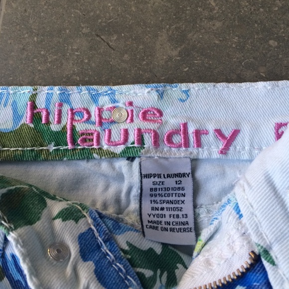 hippie laundry floral jean shorts - Picture 2 of 2
