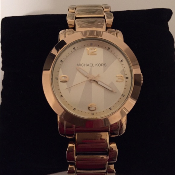 Michael Kors Jewelry - Michael Kors watch