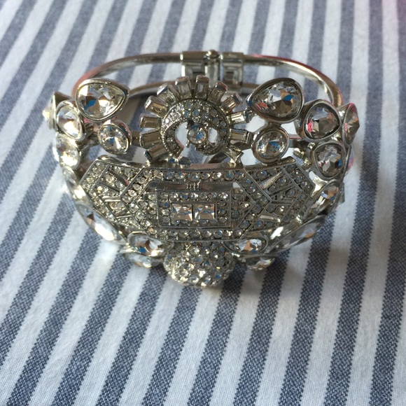 Chloe+Isabel castes stone cuff