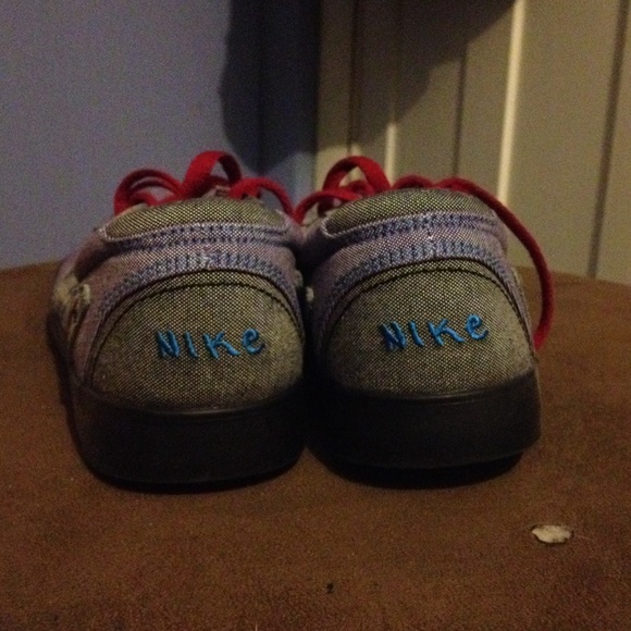 Women's Custom Nike Shoes 8.5! Open to offers! - Picture 3 of 3