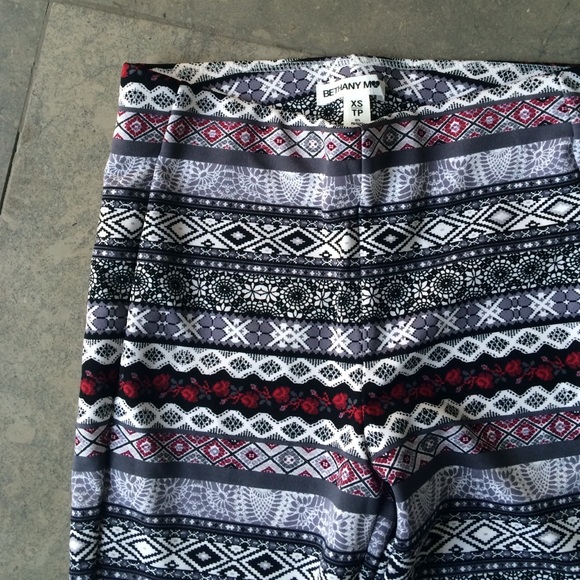 Bethany Mota collection legging - Picture 2 of 3