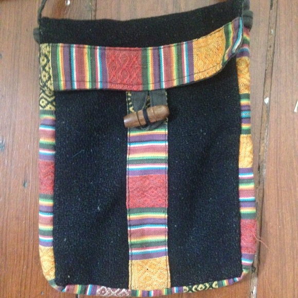 • f e s t i v a l • crossbody - Picture 2 of 4