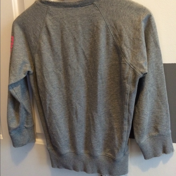 Victoria Secret 3/4 Sleeve Gray Sweat Shirt - Picture 4 of 4