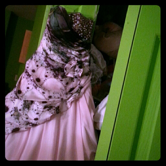 Prom dress