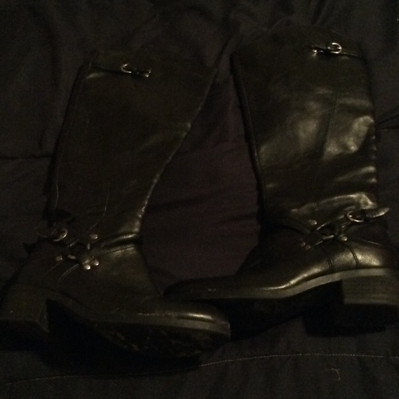All black leather boots