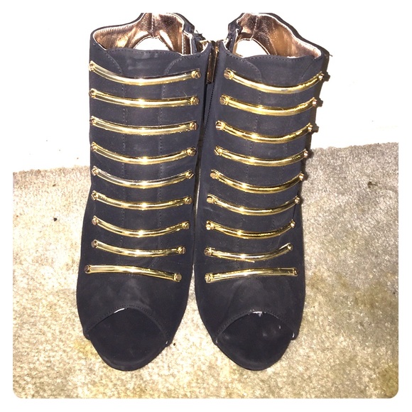 Black and gold heels