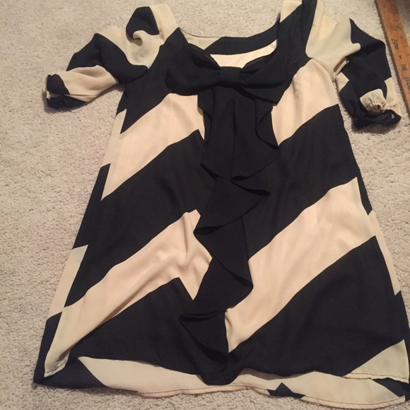 Chevron dress. - Picture 3 of 3
