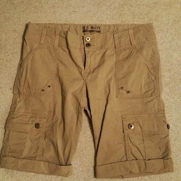 Old Navy Ladies Cargo Shorts