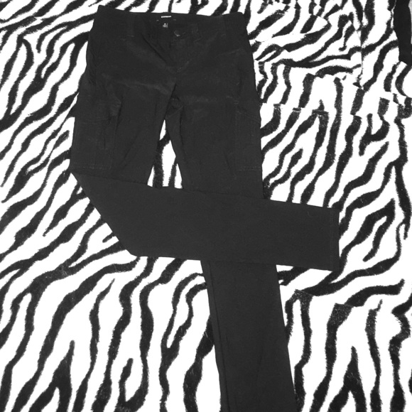 Size 6 Express skinny pants with cargo pockets