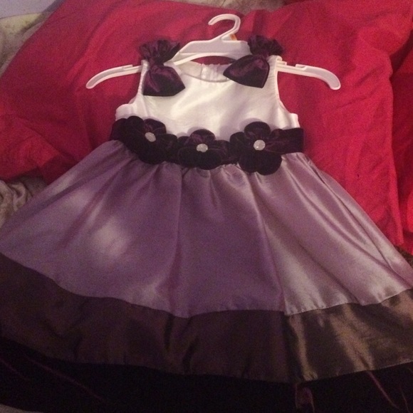 Toddler girl dress - Picture 1 of 4