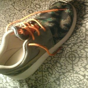 Nike roshe run