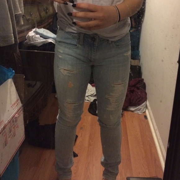 Light Wash Skinny Jeans