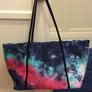 Dye bag