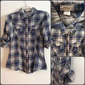 Passport Flannel button up