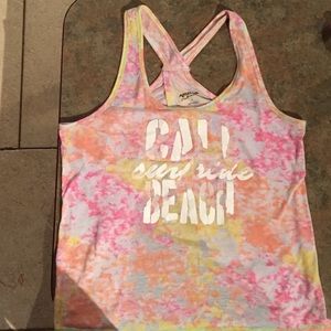 Tie-dye tank 🌴