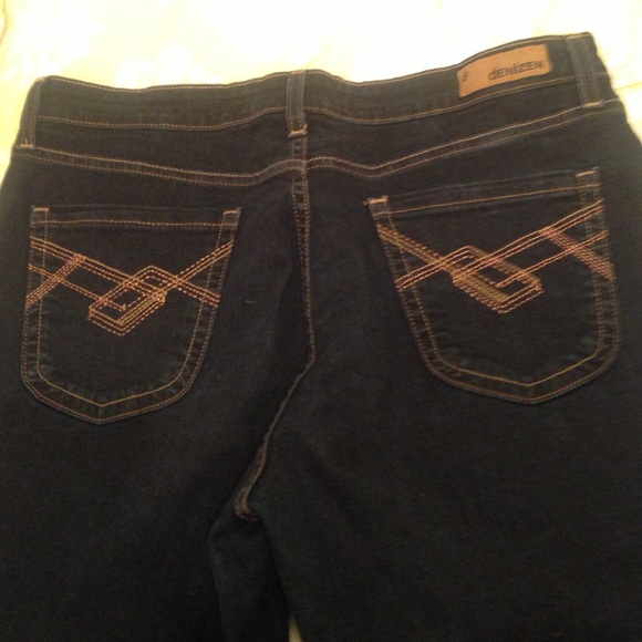Cute Jeans - Picture 3 of 3