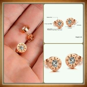 💕SALE!!!💕Rose Gold Women's Stud Earrings💎