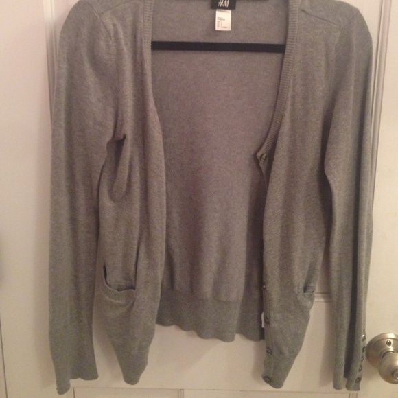 Perfect grey cardigan