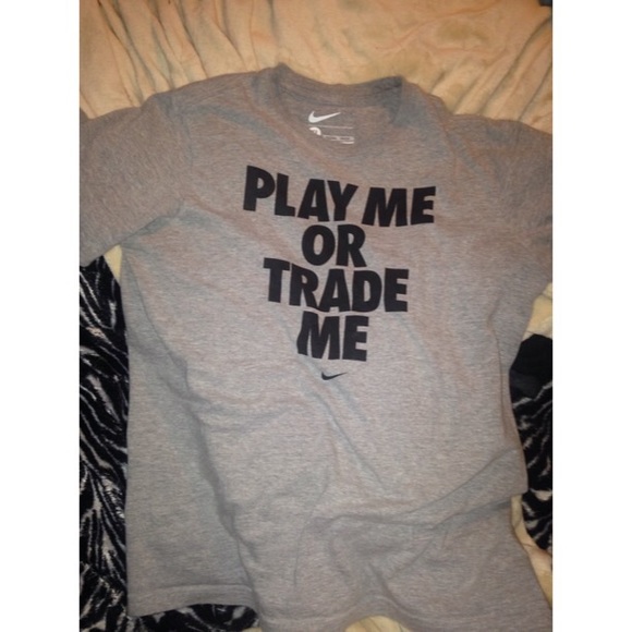 Nike shirt - Picture 1 of 1