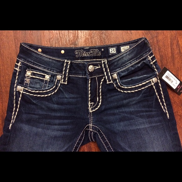 ⚡️FLASH SALE⚡️NWT Miss Me loose saddle stitch - Picture 3 of 4